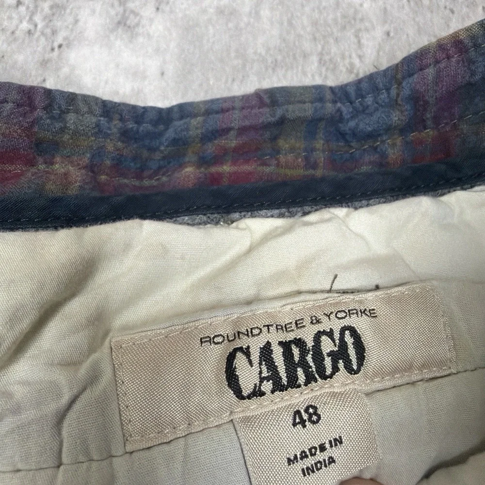 Vintage Roundtree & Yorke Patchwork Cargo Shorts Size 48 Y2K Summer